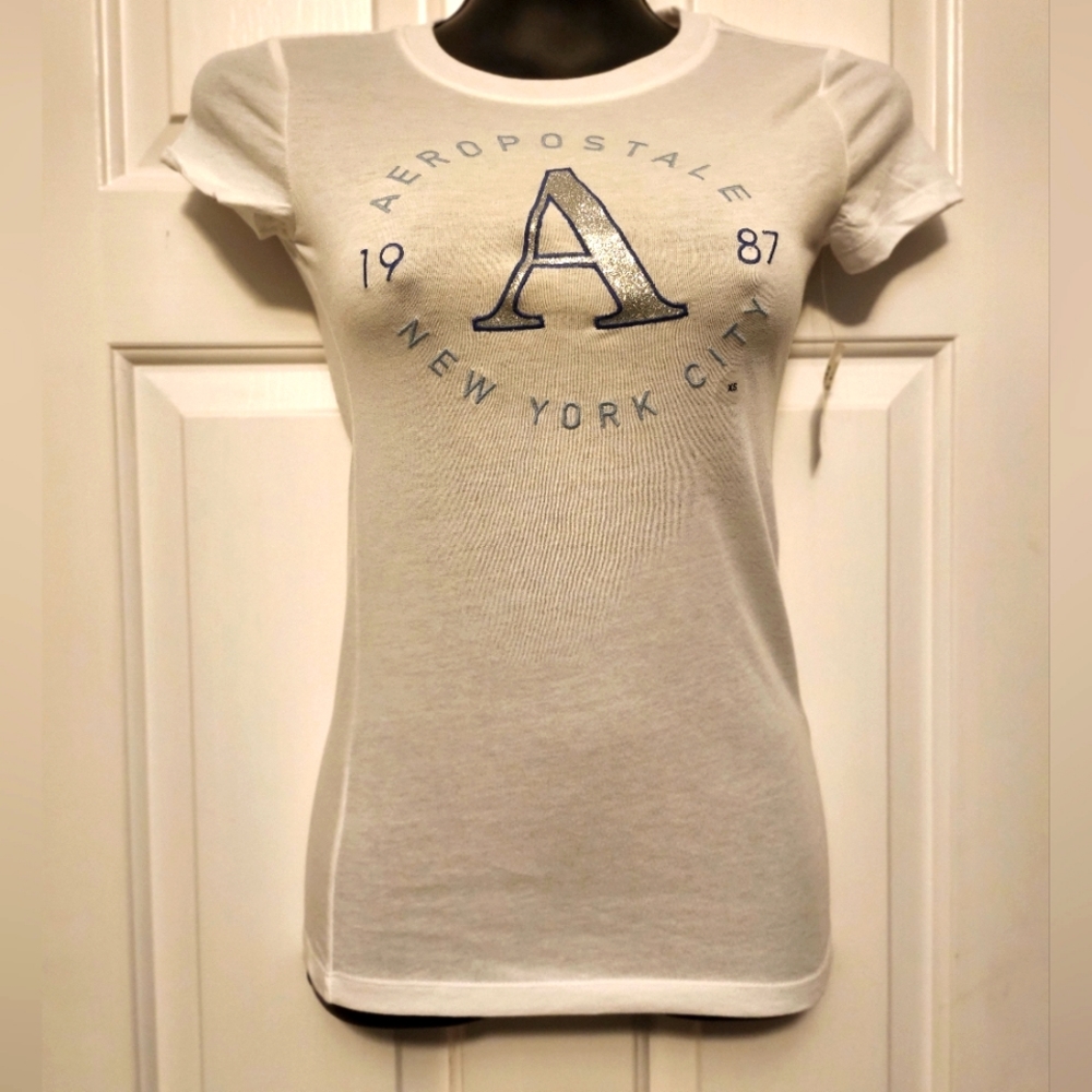 Aeropostale graphic tee